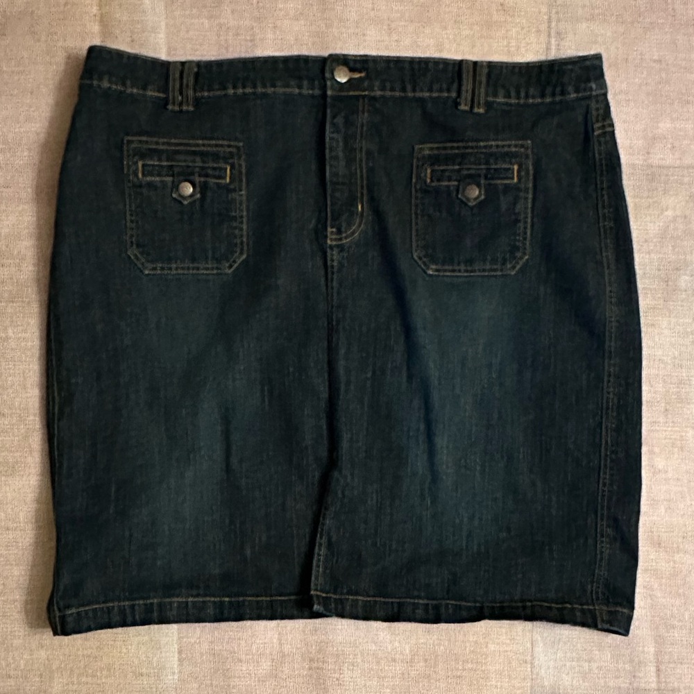 Venezia Denim Knee-Length Straight Skirt, Size 22